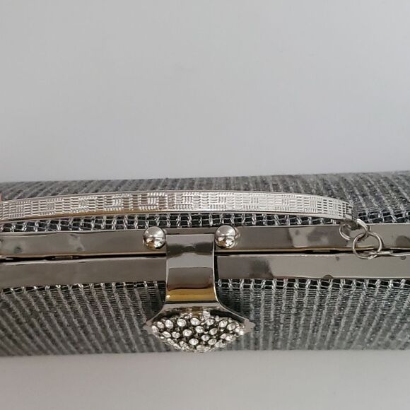 Vintage Silver Evening Bag with Rhinestone Cluster Clasp - Picture 7 of 8